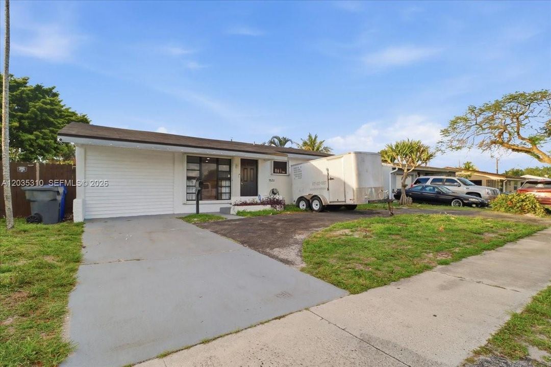 En Venta: $525,000 (3 camas, 2 baños, 1420 Pies cuadrados)