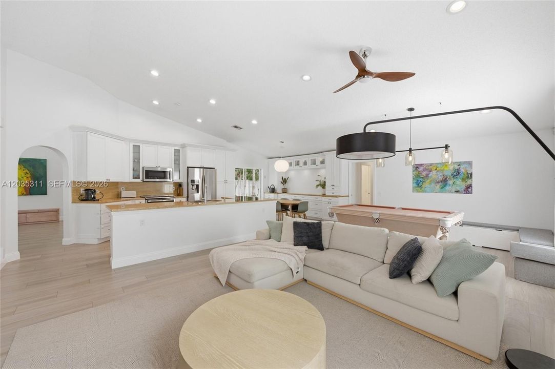 For Sale: $1,095,000 (4 beds, 3 baths, 2707 Square Feet)