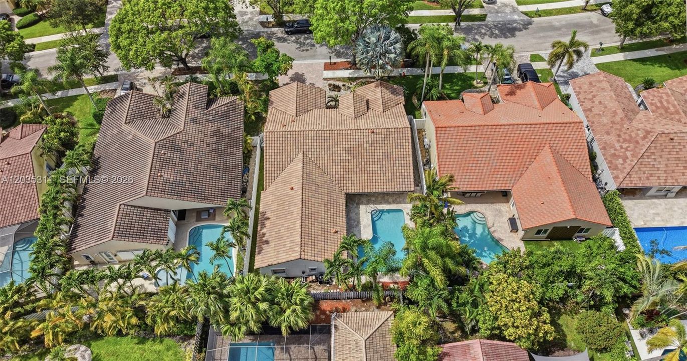 For Sale: $1,095,000 (4 beds, 3 baths, 2707 Square Feet)