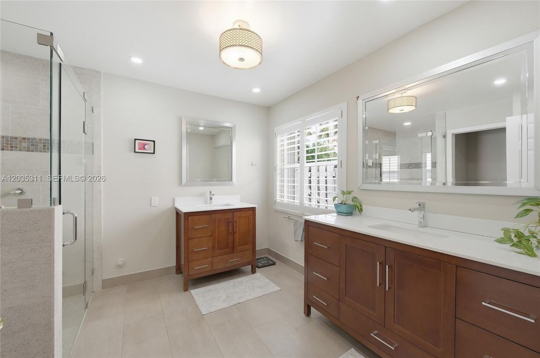 For Sale: $1,095,000 (4 beds, 3 baths, 2707 Square Feet)