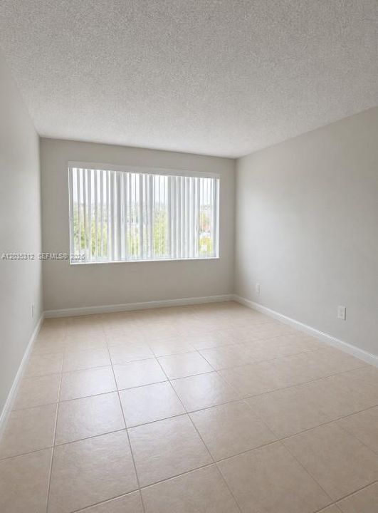 En Renta: $1,995 (2 camas, 1 baños, 1075 Pies cuadrados)