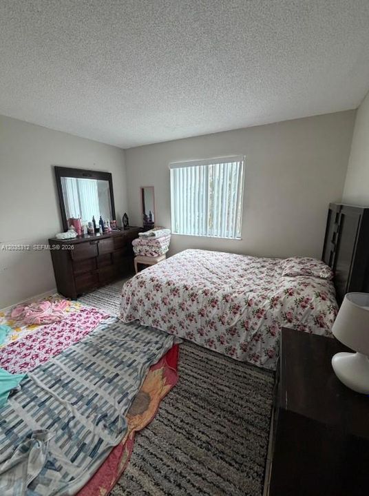 En Renta: $1,995 (2 camas, 1 baños, 1075 Pies cuadrados)