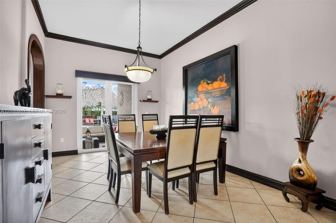 For Sale: $875,000 (4 beds, 3 baths, 2326 Square Feet)