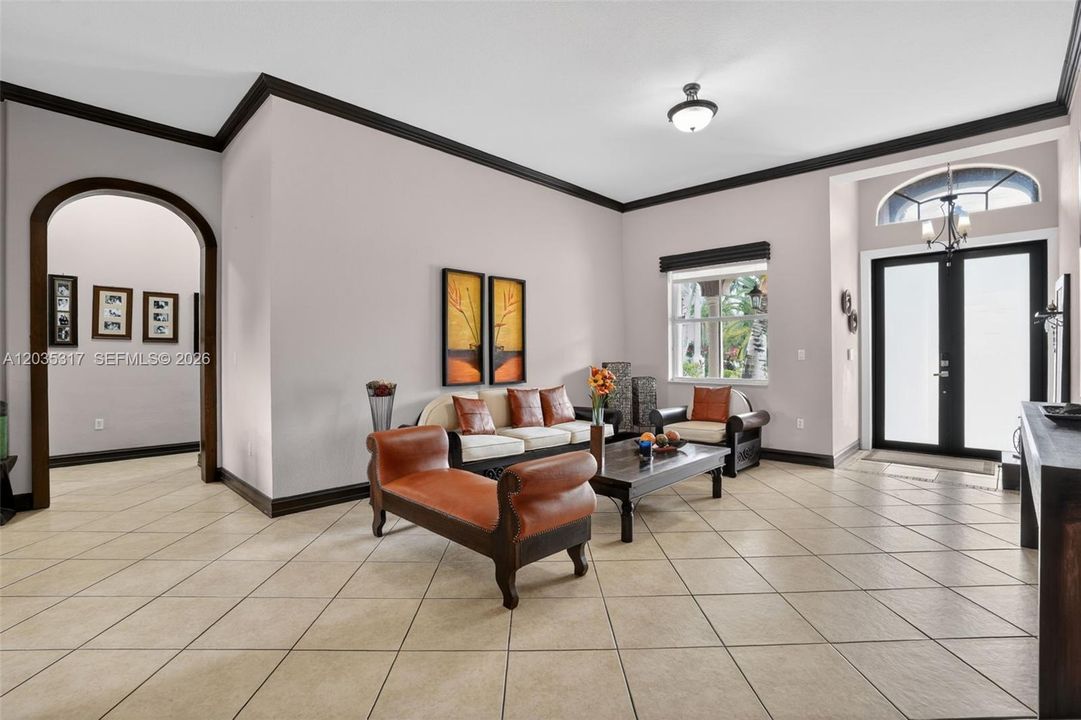 For Sale: $875,000 (4 beds, 3 baths, 2326 Square Feet)