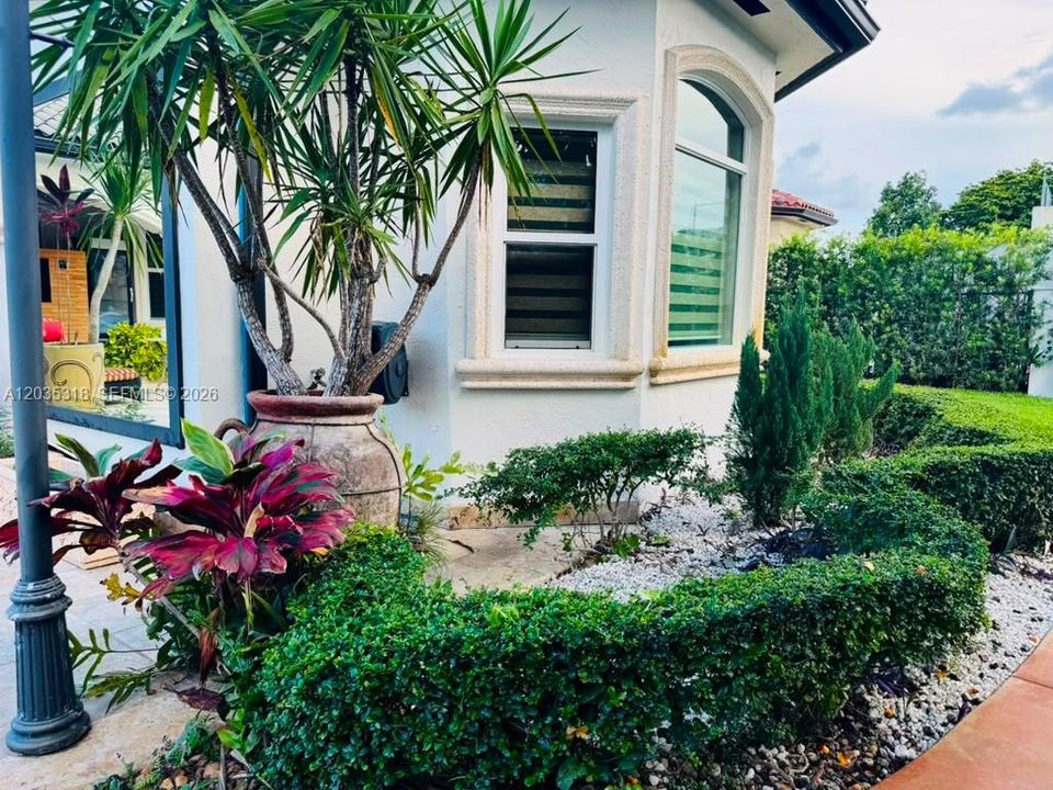 For Rent: $7,500 (4 beds, 4 baths, 3149 Square Feet)