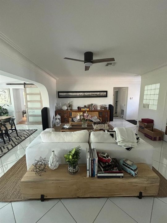 En Venta: $1,700,000 (3 camas, 3 baños, 1971 Pies cuadrados)