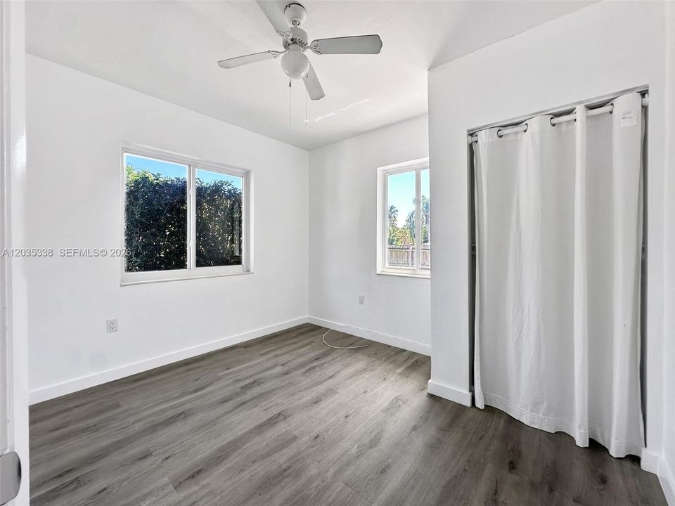 For Rent: $2,500 (2 beds, 2 baths, 876 Square Feet)