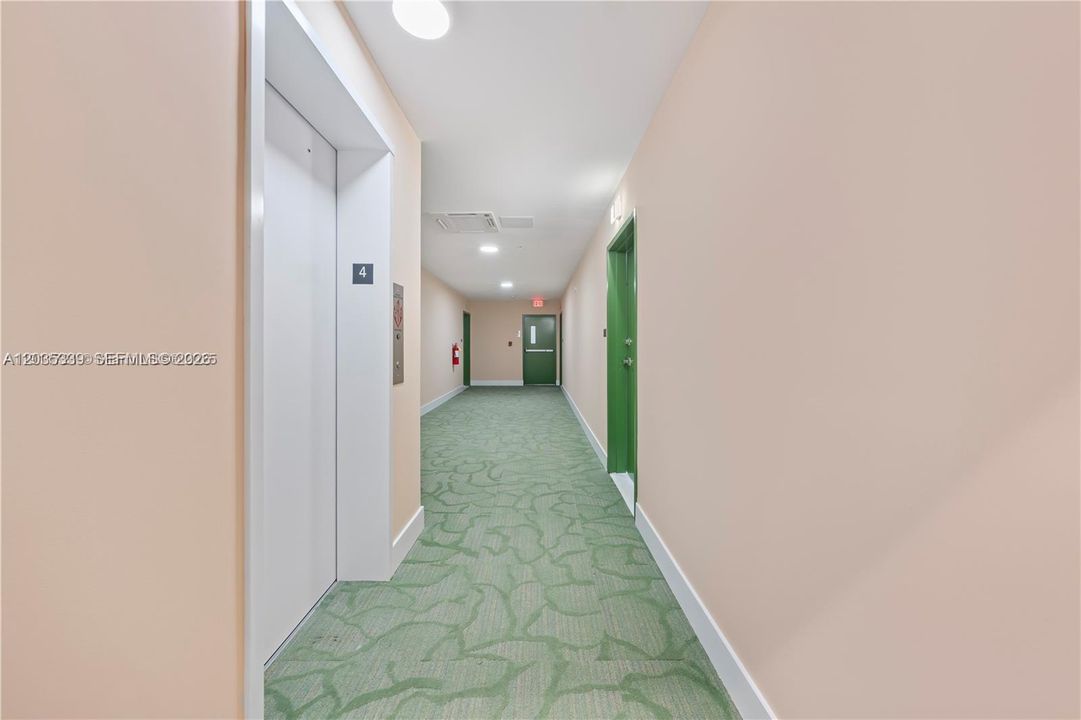 En Renta: $2,400 (1 camas, 1 baños, 1380 Pies cuadrados)