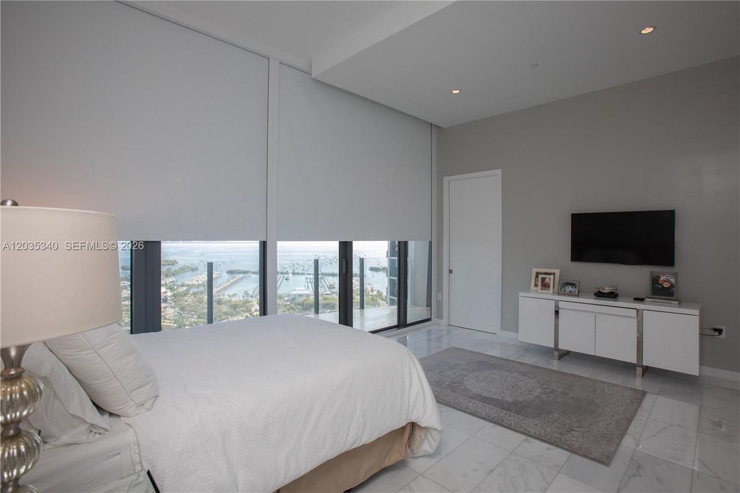 For Rent: $45,000 (4 beds, 3 baths, 2558 Square Feet)