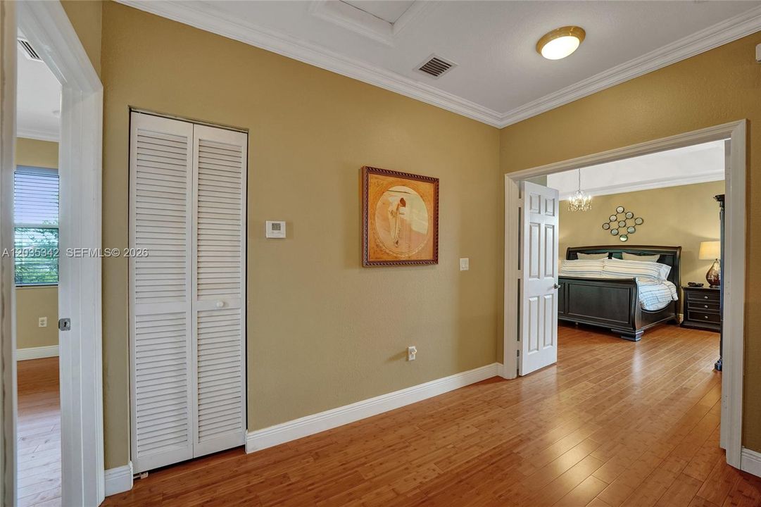 For Sale: $830,000 (4 beds, 3 baths, 3020 Square Feet)