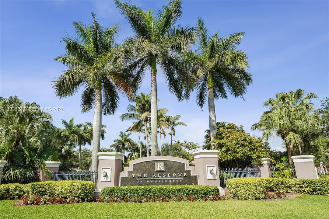 For Sale: $830,000 (4 beds, 3 baths, 3020 Square Feet)