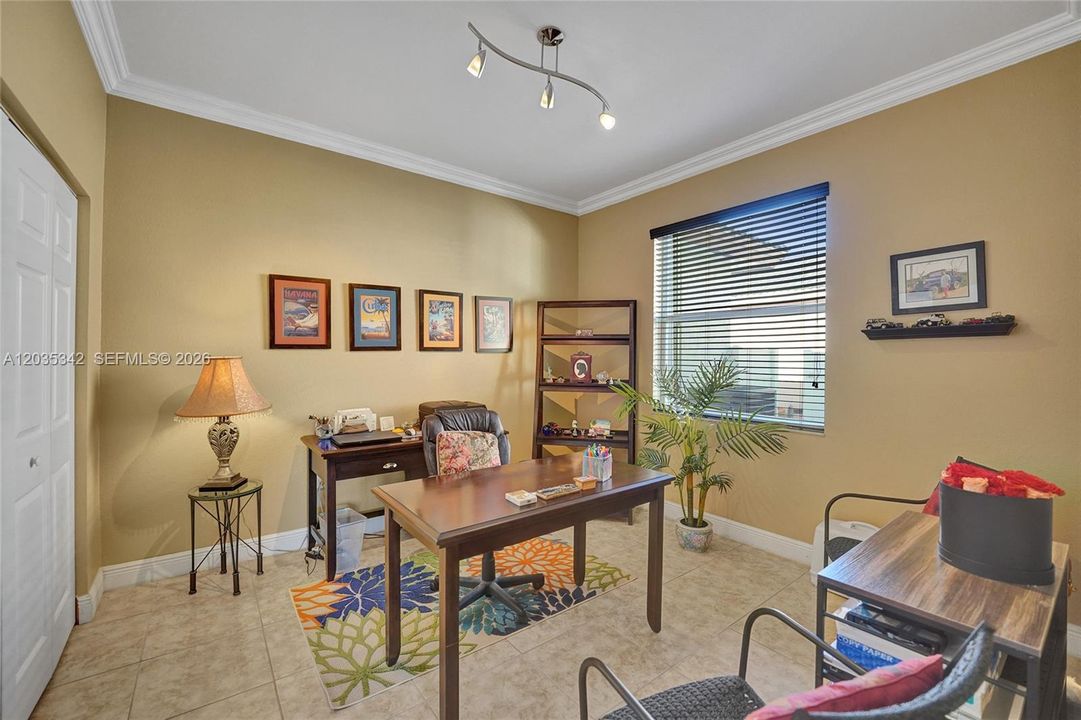 For Sale: $830,000 (4 beds, 3 baths, 3020 Square Feet)