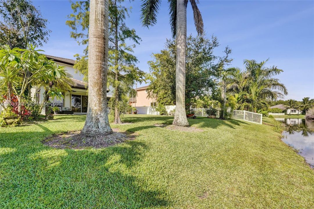 For Sale: $830,000 (4 beds, 3 baths, 3020 Square Feet)