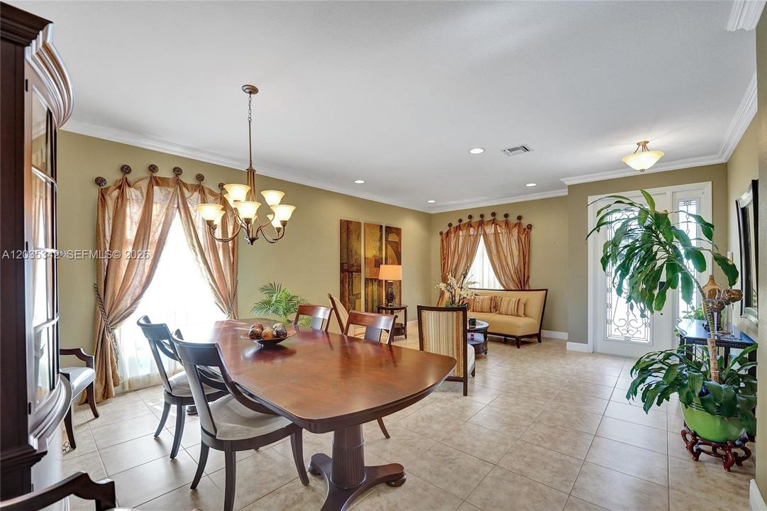 For Sale: $830,000 (4 beds, 3 baths, 3020 Square Feet)