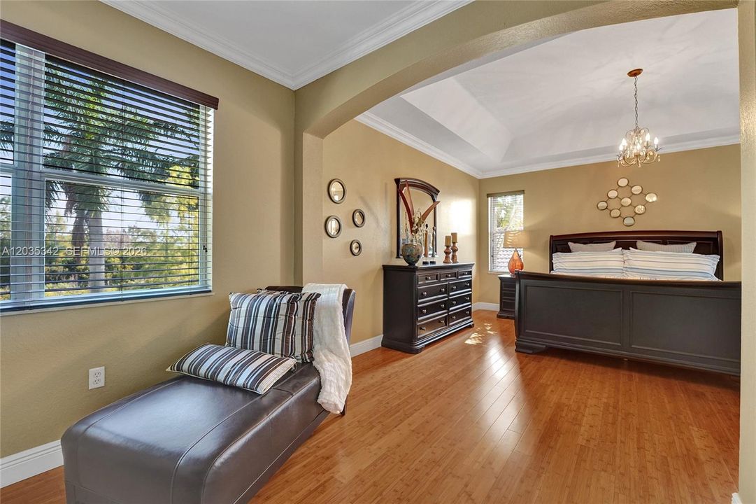 For Sale: $830,000 (4 beds, 3 baths, 3020 Square Feet)