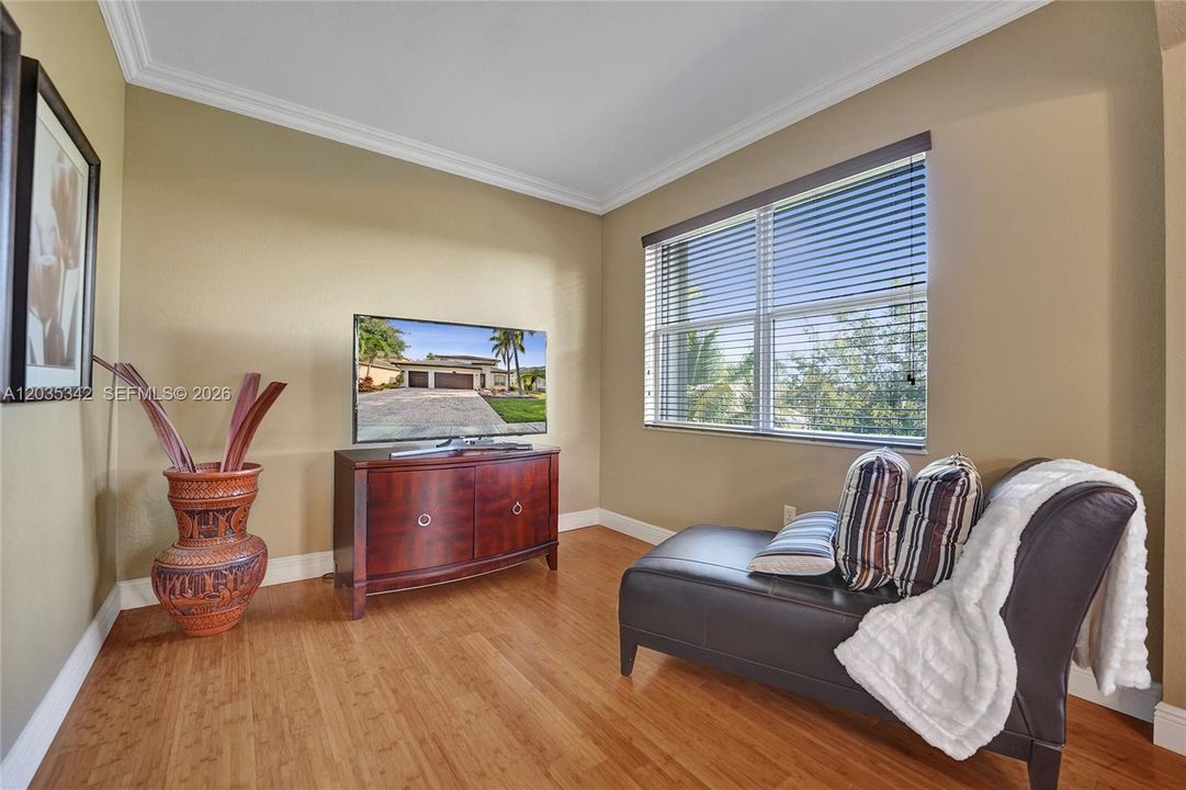 For Sale: $830,000 (4 beds, 3 baths, 3020 Square Feet)