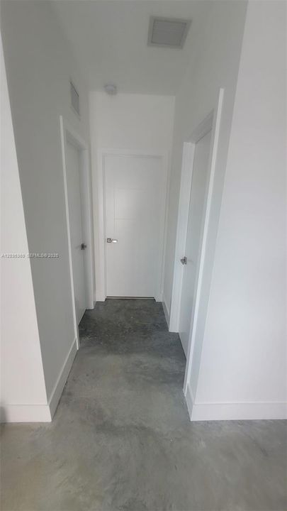 В аренду: $3,000 (3 спален, 2 ванн, 945 Квадратных фут)