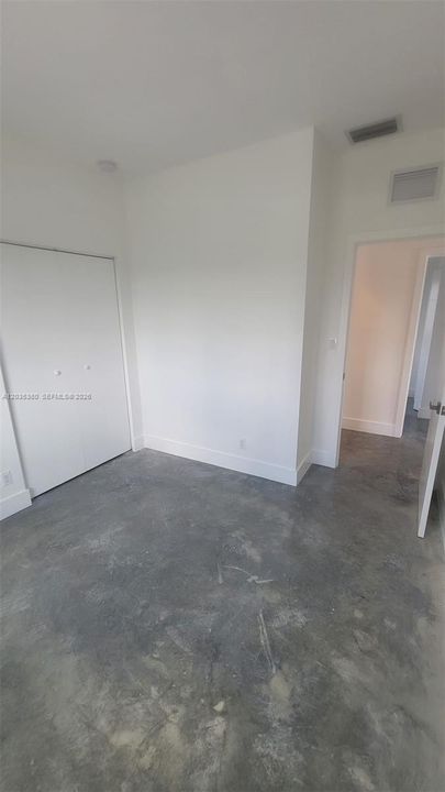 В аренду: $3,000 (3 спален, 2 ванн, 945 Квадратных фут)