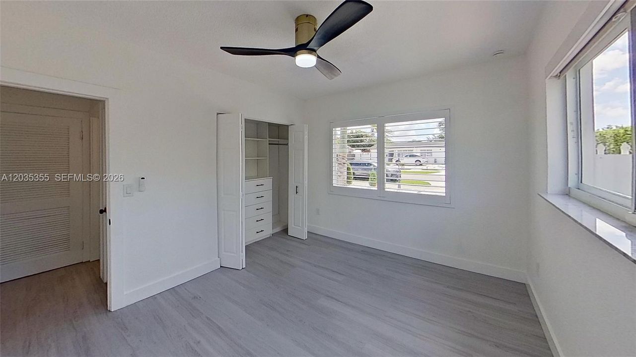 En Venta: $850,000 (3 camas, 2 baños, 1740 Pies cuadrados)