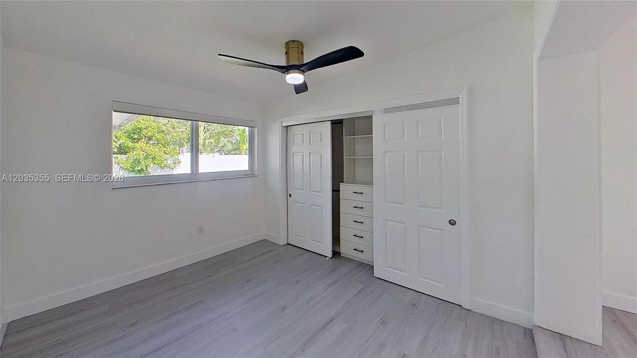En Venta: $850,000 (3 camas, 2 baños, 1740 Pies cuadrados)