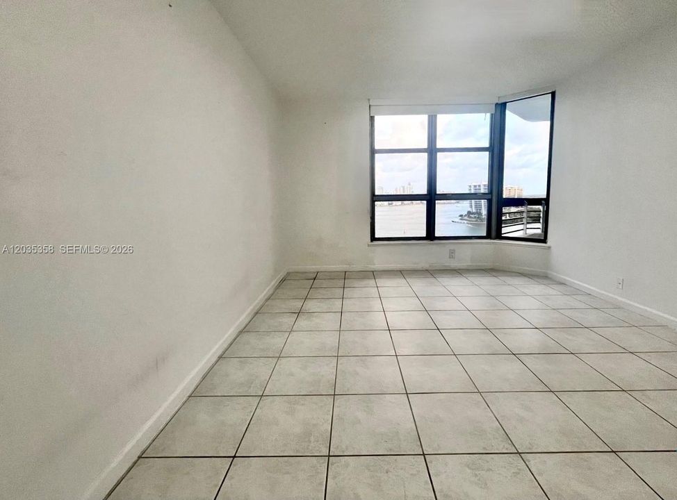 For Rent: $2,995 (2 beds, 2 baths, 1181 Square Feet)