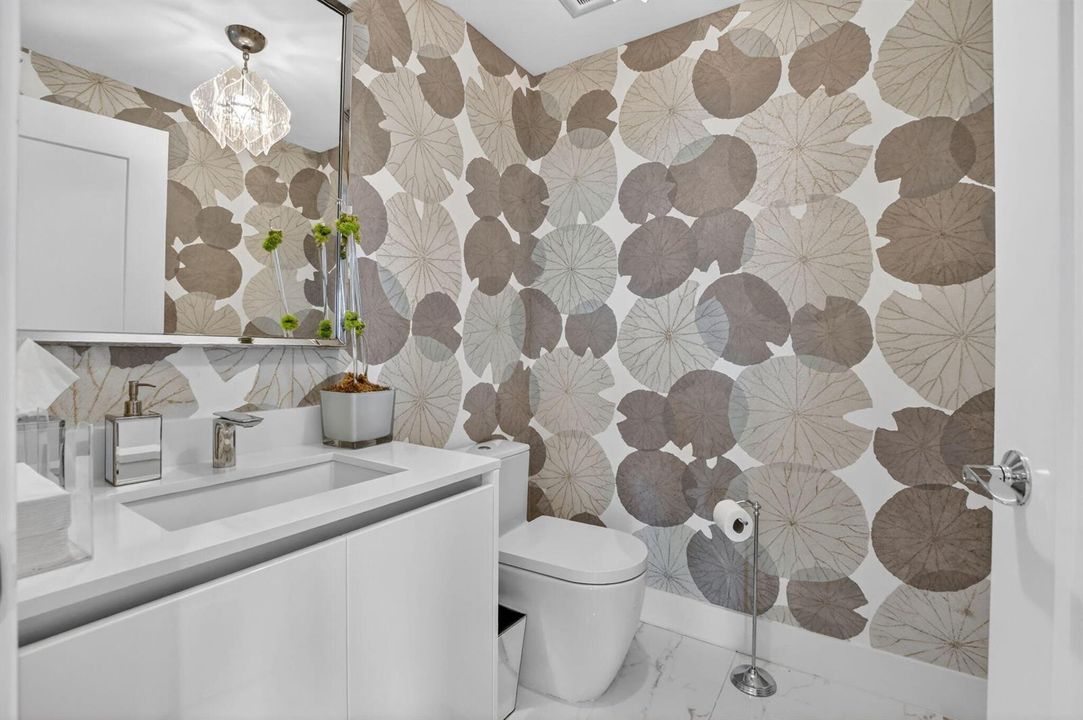 POWDER ROOM