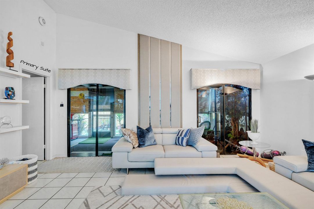 11 Living Area (5)