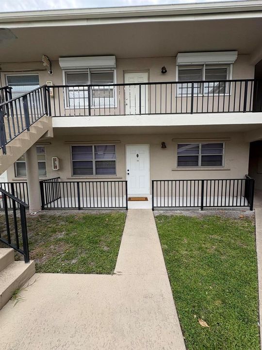 1230 front bottom door