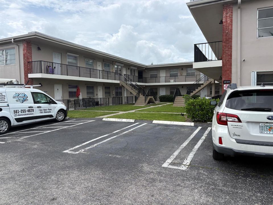 1230 building