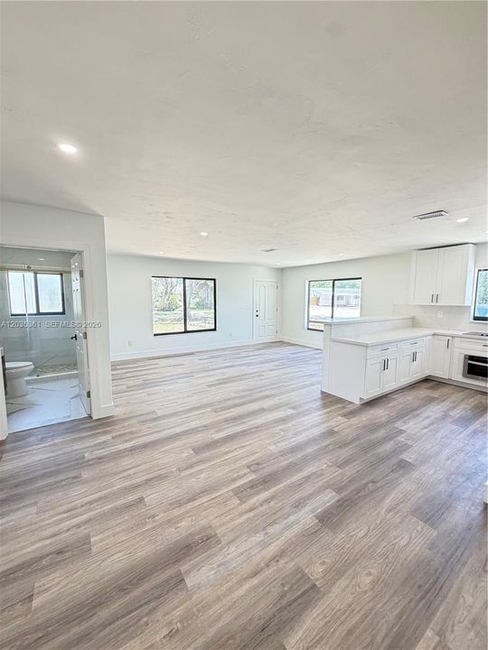 En Venta: $759,000 (3 camas, 3 baños, 1420 Pies cuadrados)