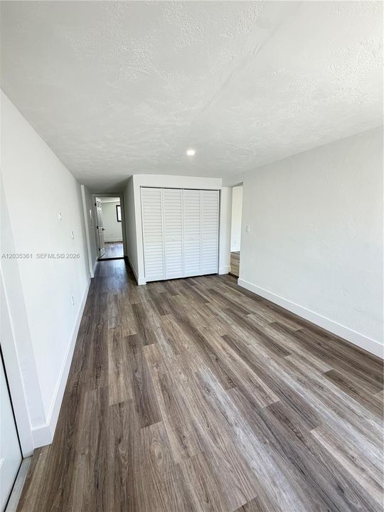 En Venta: $759,000 (3 camas, 3 baños, 1420 Pies cuadrados)
