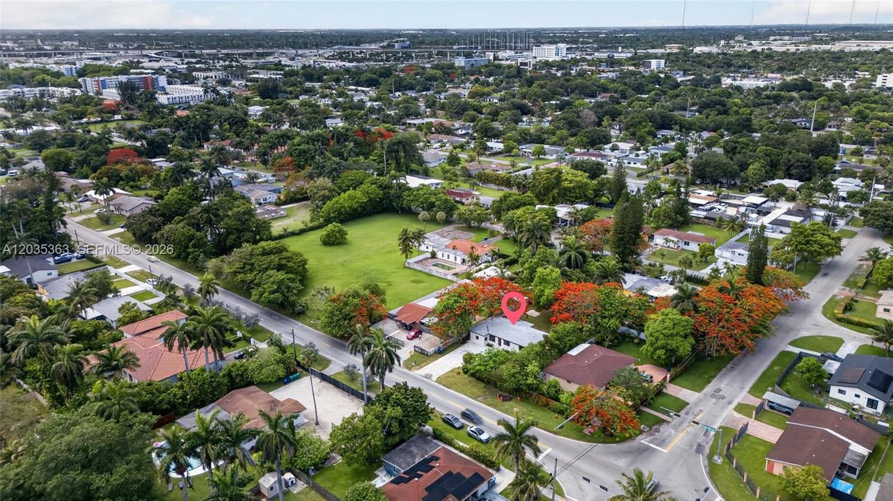 For Sale: $685,000 (4 beds, 2 baths, 1749 Square Feet)
