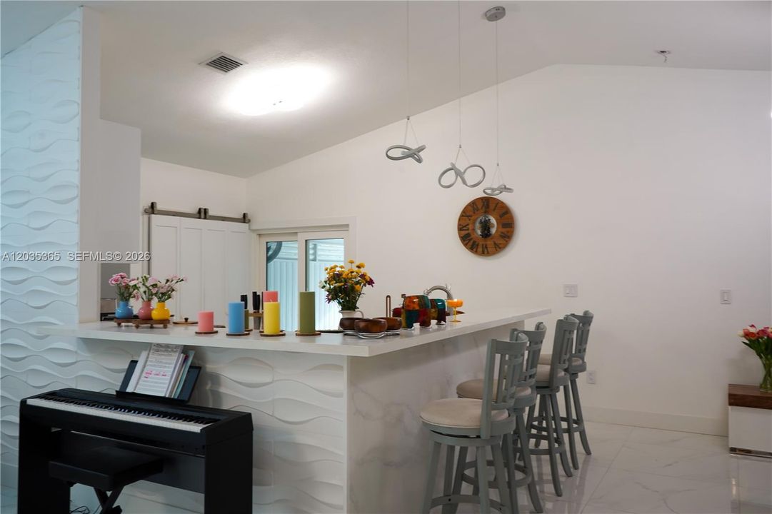 For Sale: $725,000 (4 beds, 2 baths, 1653 Square Feet)