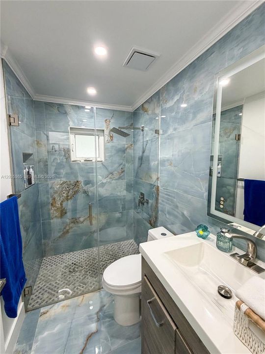 For Sale: $725,000 (4 beds, 2 baths, 1653 Square Feet)