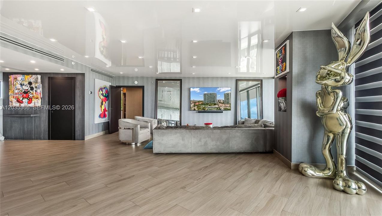For Sale: $2,750,000 (2 beds, 2 baths, 2390 Square Feet)