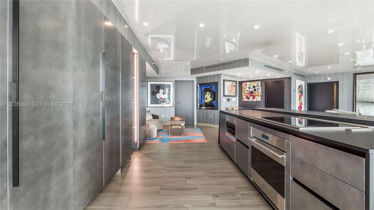 For Sale: $2,750,000 (2 beds, 2 baths, 2390 Square Feet)