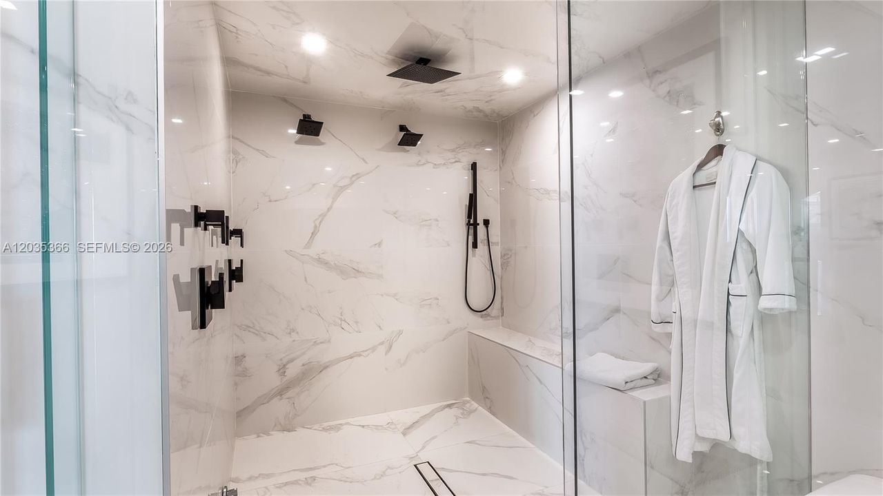 2nd bathroom