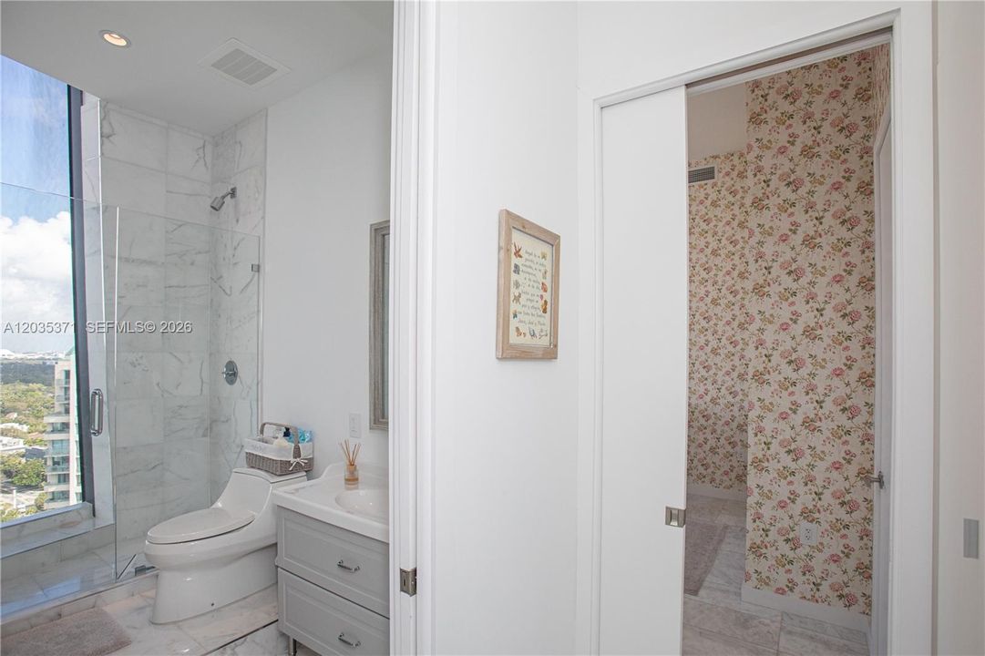 For Sale: $6,900,000 (4 beds, 3 baths, 2558 Square Feet)