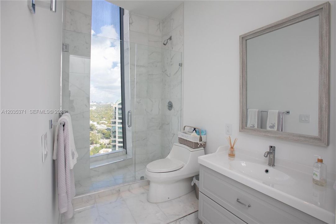 For Sale: $6,900,000 (4 beds, 3 baths, 2558 Square Feet)