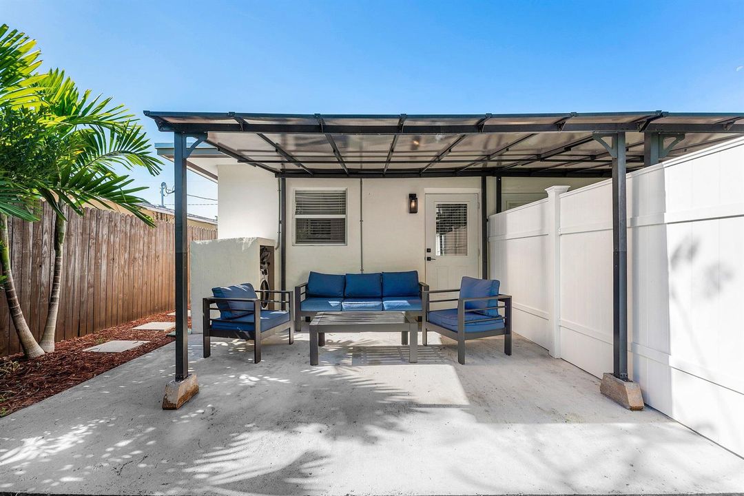 016-1545Northeast32ndStreet-OaklandPark-