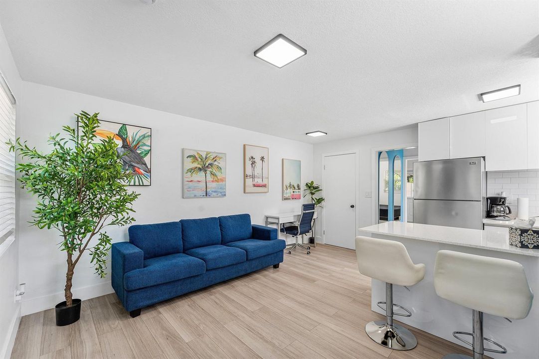 005-1545Northeast32ndStreet-OaklandPark-