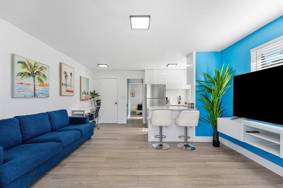 004-1545Northeast32ndStreet-OaklandPark-