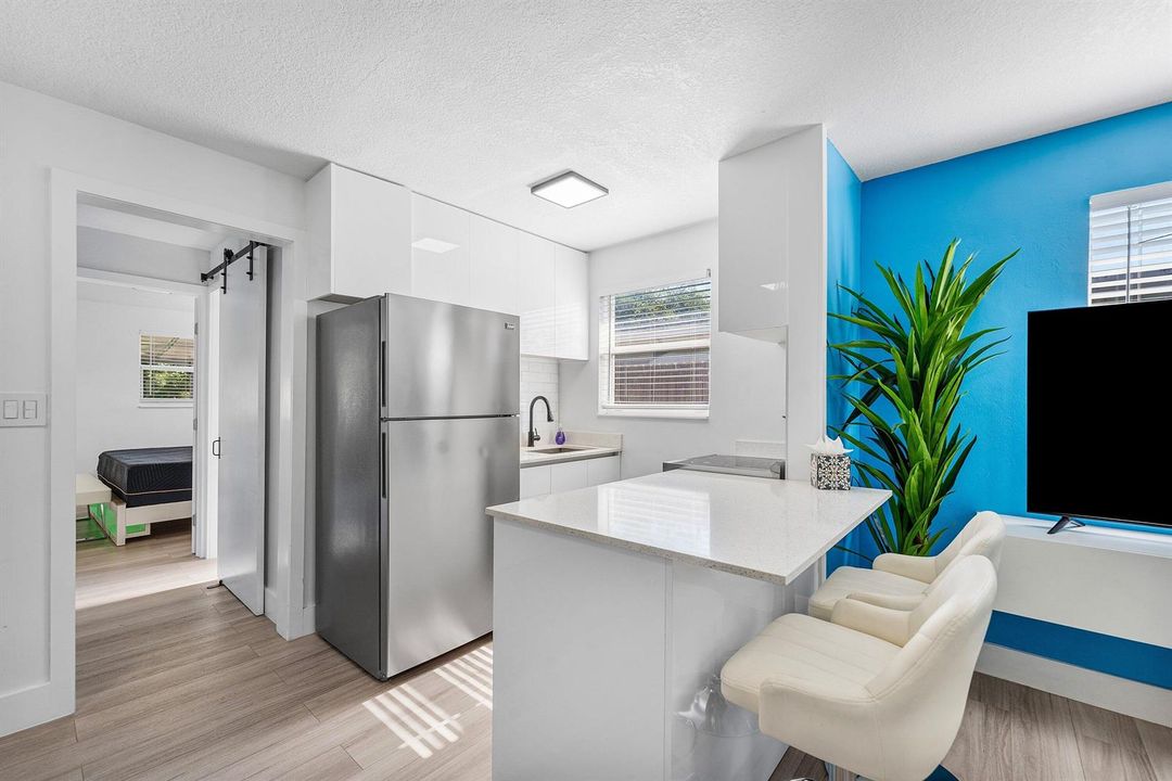 008-1545Northeast32ndStreet-OaklandPark-