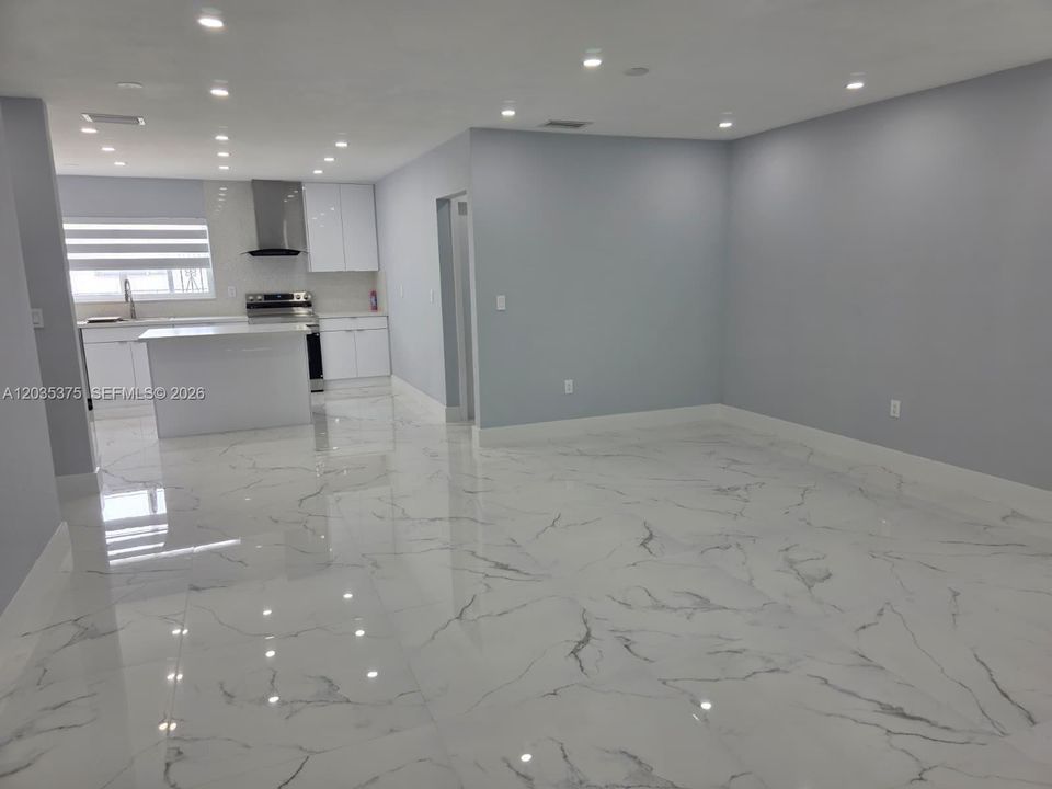 For Sale: $700,000 (3 beds, 2 baths, 2777 Square Feet)