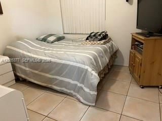 For Sale: $545,000 (3 beds, 2 baths, 1207 Square Feet)