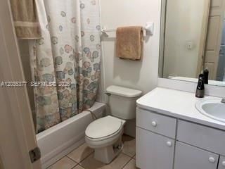 For Sale: $545,000 (3 beds, 2 baths, 1207 Square Feet)