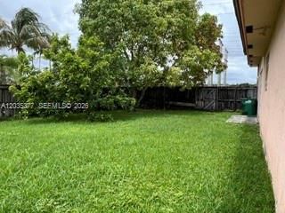 For Sale: $545,000 (3 beds, 2 baths, 1207 Square Feet)