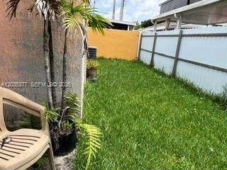 For Sale: $545,000 (3 beds, 2 baths, 1207 Square Feet)