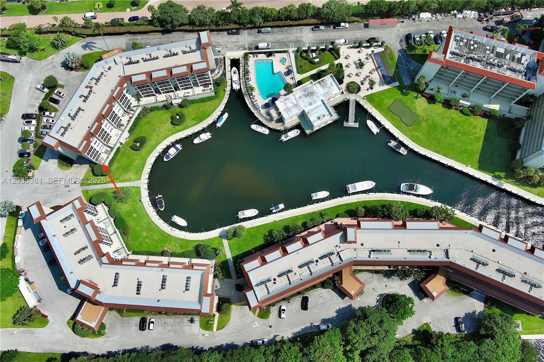 В аренду: $6,000 (2 спален, 2 ванн, 958 Квадратных фут)