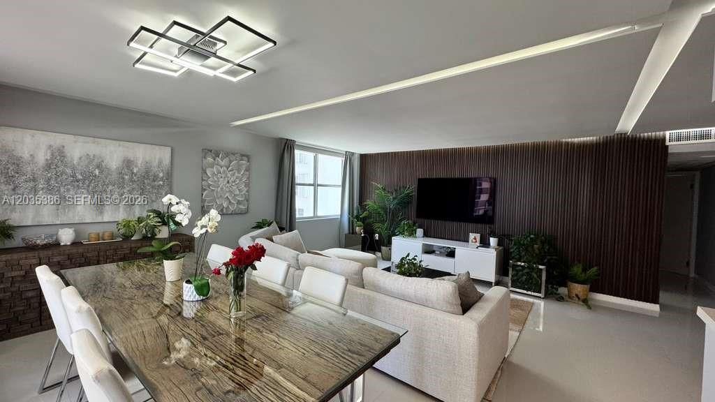 For Rent: $5,250 (2 beds, 2 baths, 1664 Square Feet)
